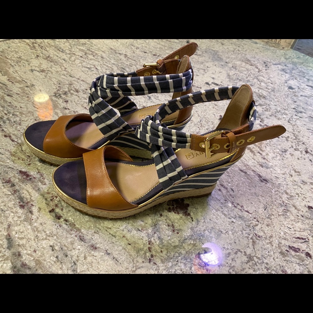 Sperry Topsider Striped Sandal size 8 1/2